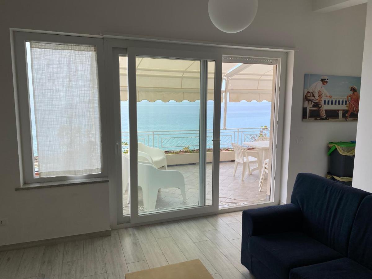 Villa Laura - Sul Mare Pizzo  Luaran gambar