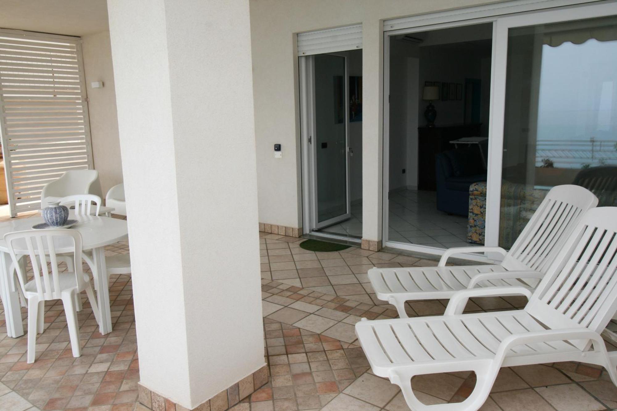 Villa Laura - Sul Mare Pizzo  Luaran gambar