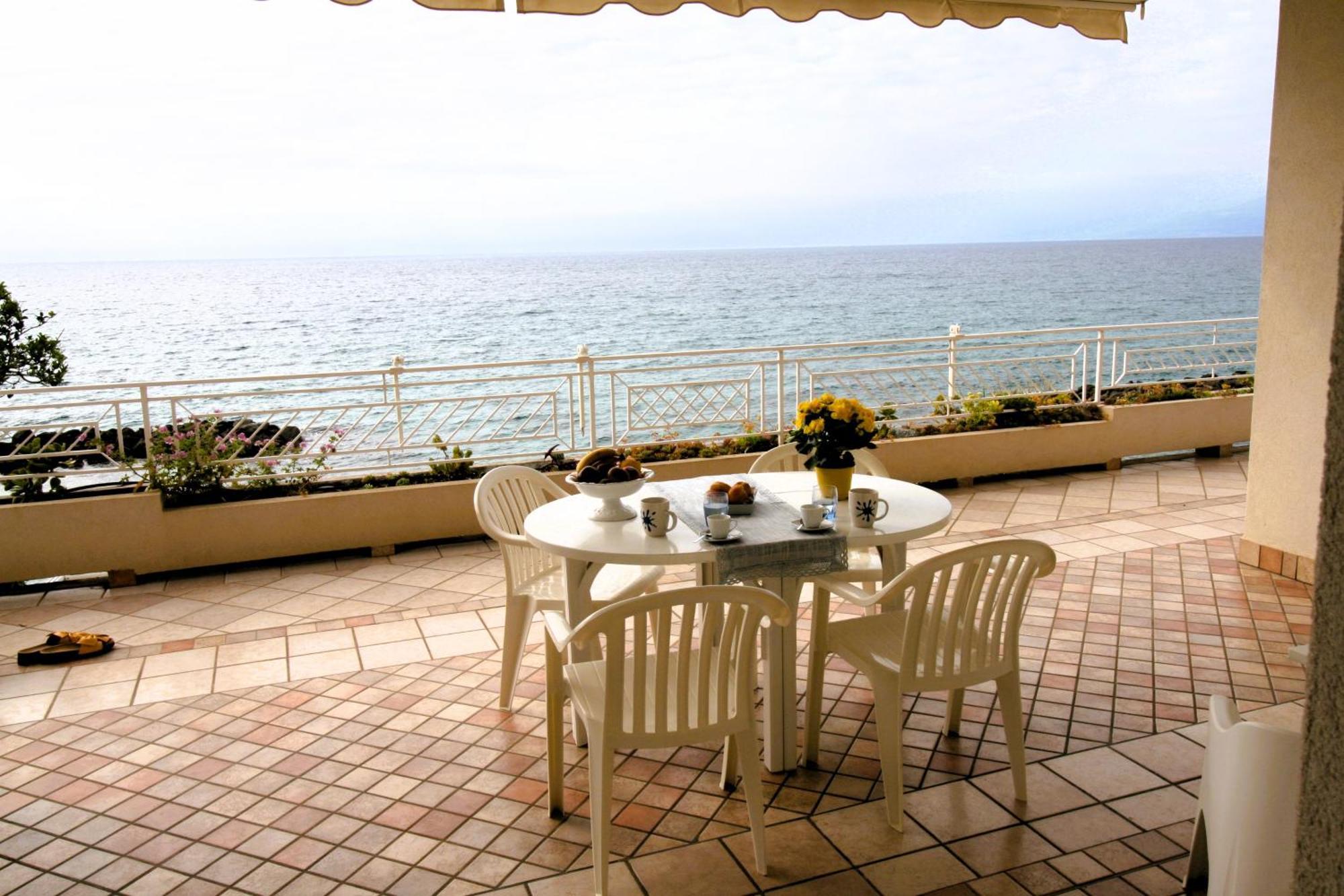 Villa Laura - Sul Mare Pizzo  Luaran gambar