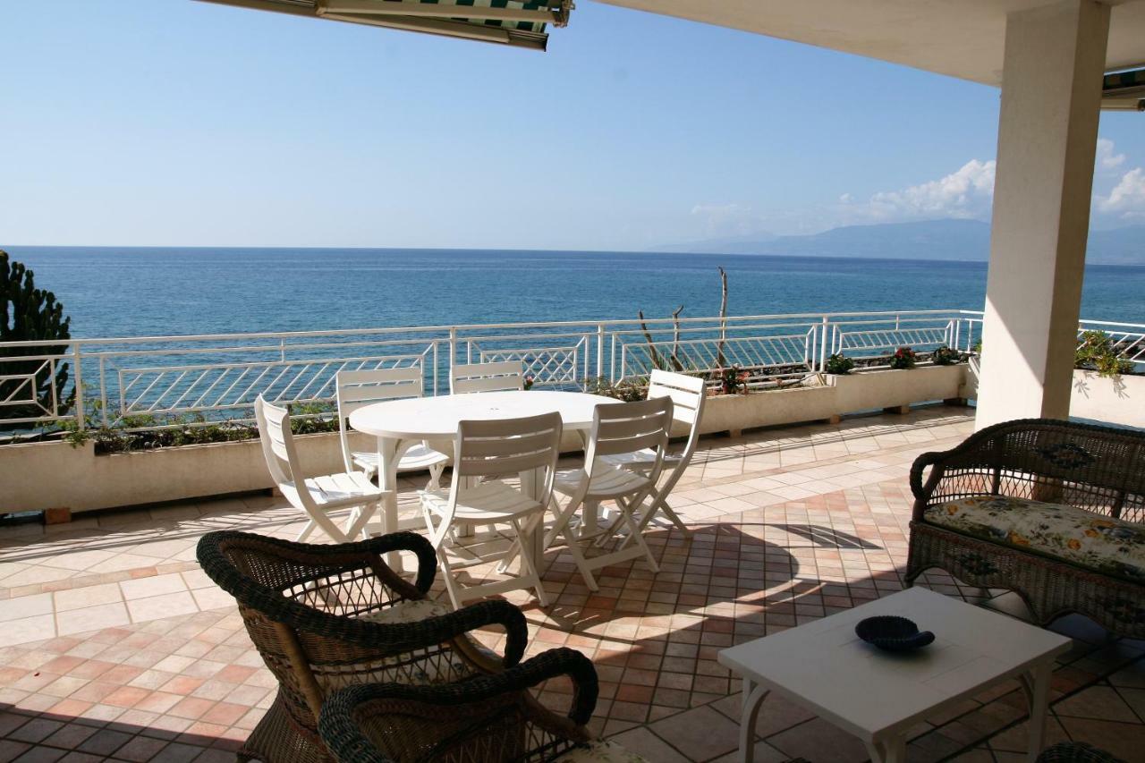 Villa Laura - Sul Mare Pizzo  Luaran gambar
