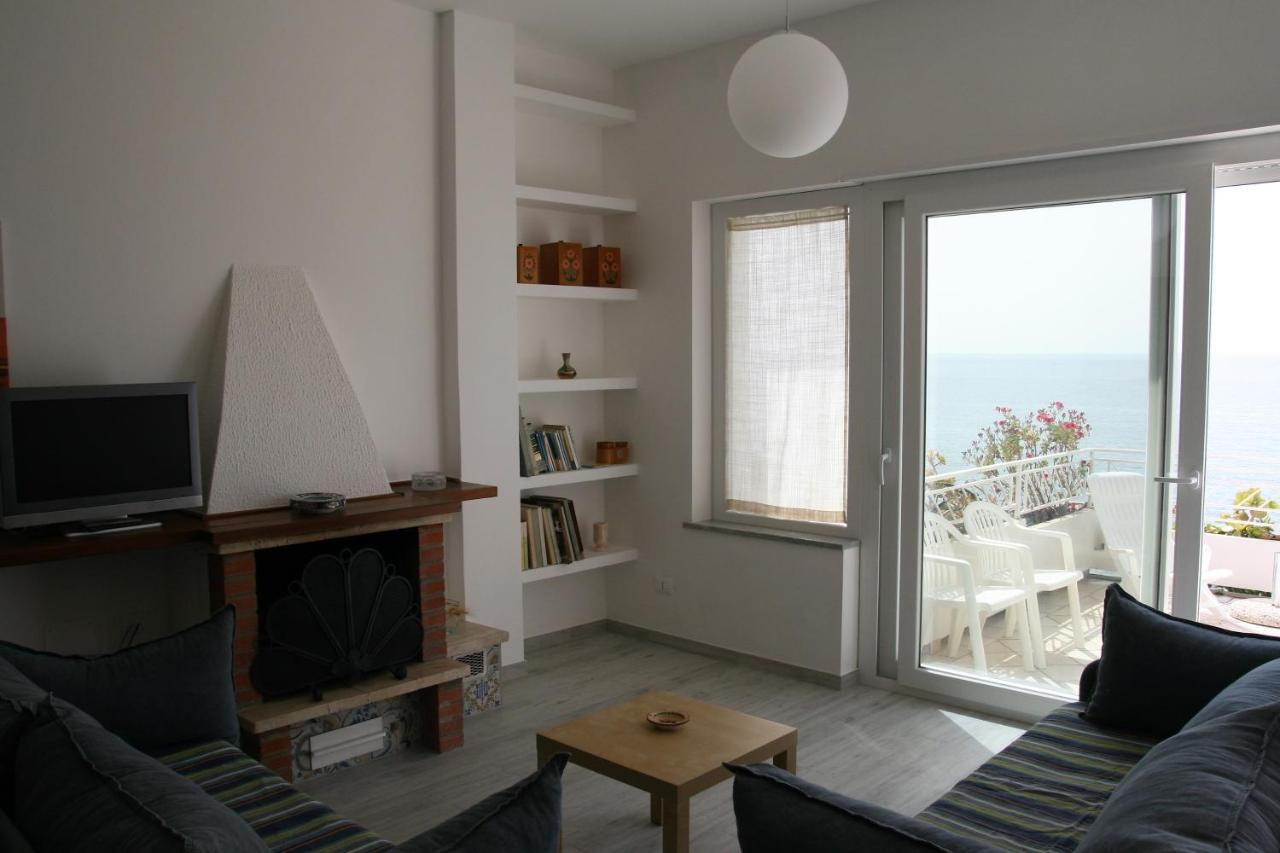 Villa Laura - Sul Mare Pizzo  Luaran gambar
